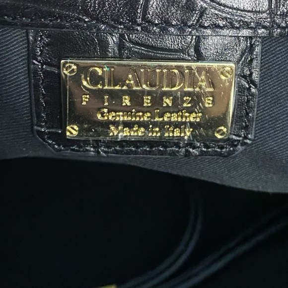 Claudia Firenze Black Crocodile-Patterned Satchel - Picture 5 of 6